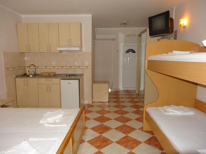 D&D Apartments 3 Budua Esterno foto
